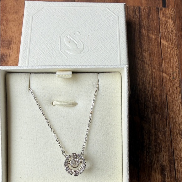 Jewelry - Elegant Silver Necklace with Crystal Accents